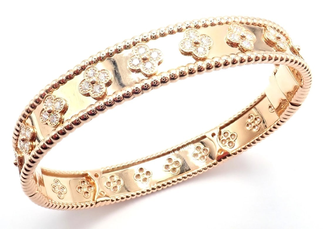 Authentic! Van Cleef & Arpels 18k Rose Gold Diamond Clovers Bangle Bracelet - 6