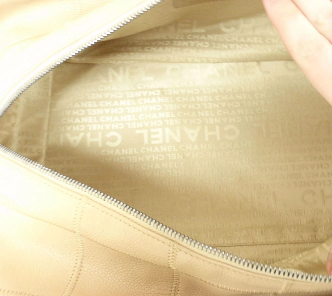 AUTHENTIC 2004 CHANEL LAX SQUARE STITCH CAFE o'LAIT SOFT CAVIAR LEATHER HANDBAG - 7