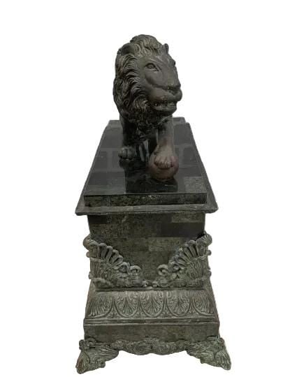 Antique French Marble Lion Mantel Clock - 6