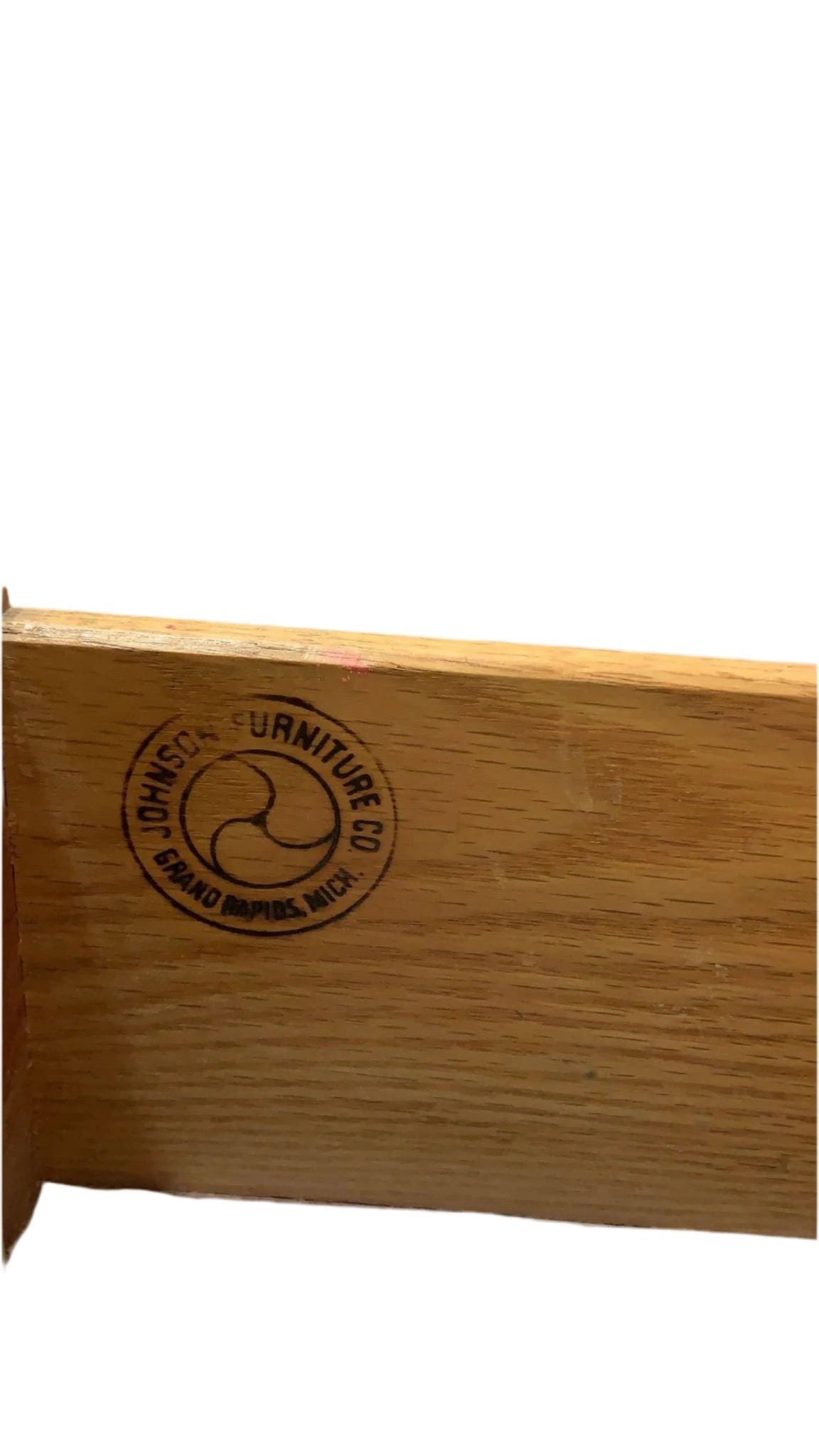 MCM Cork End Table by Johnson Furniture - 5