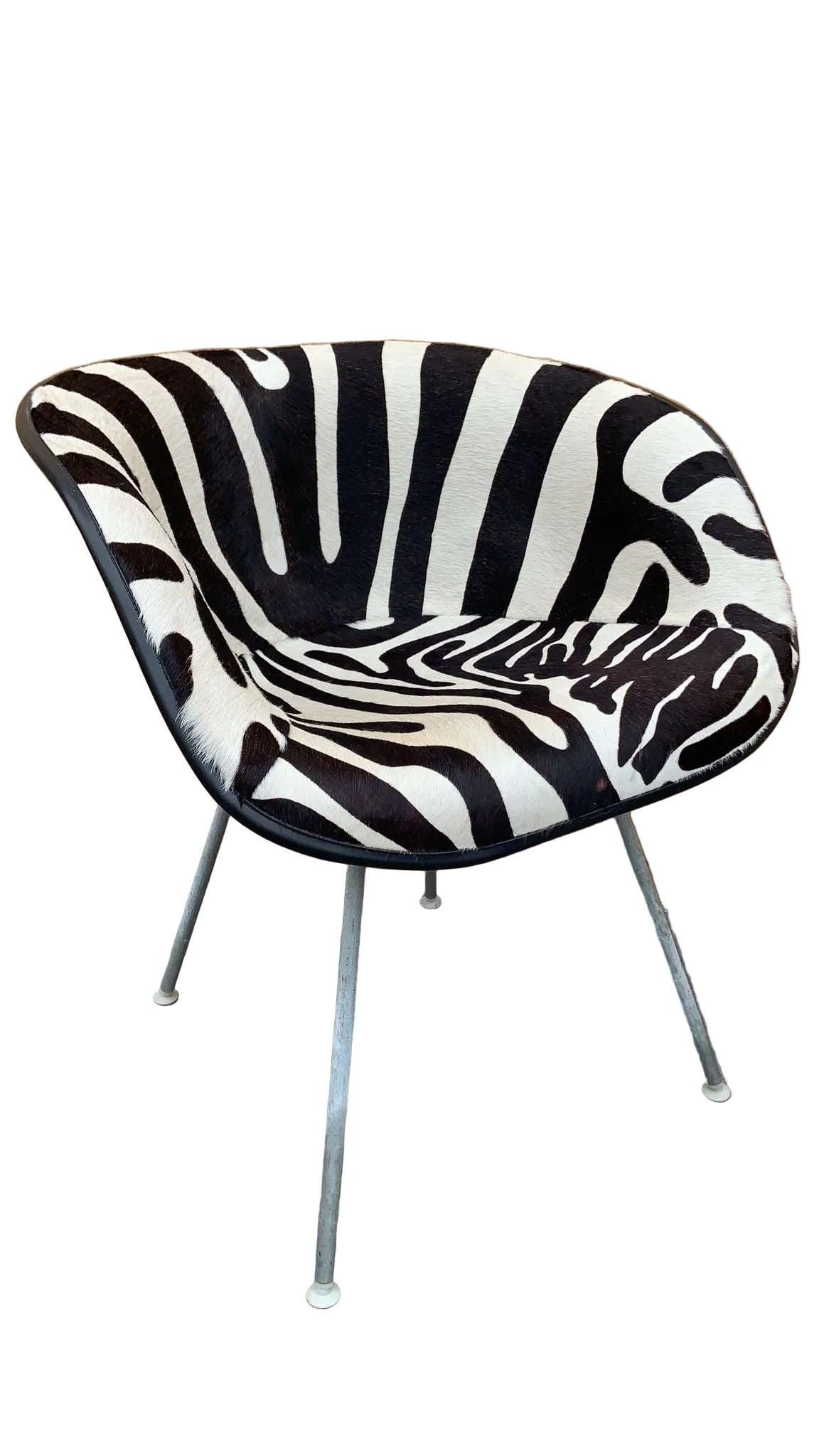 MCM La Fonda Chairs by Herman Miller Newly Reupholstered - Pair - 5
