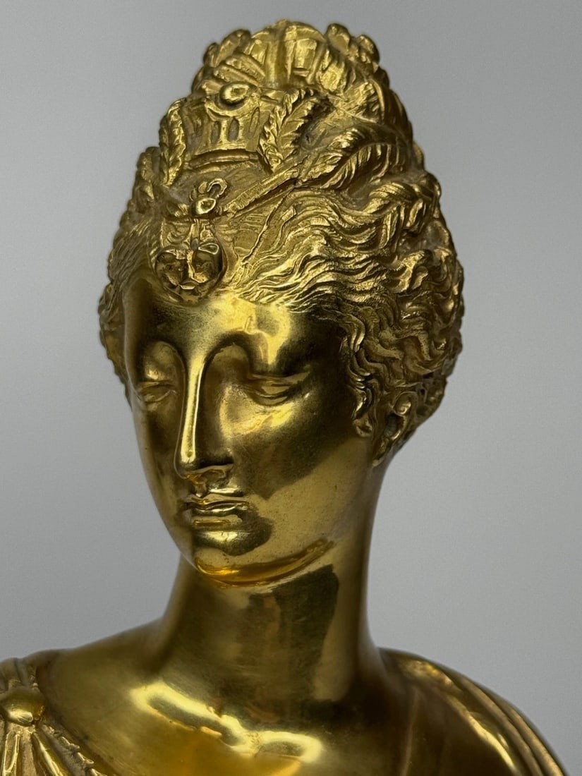 Parisian Bronze Bust of Marie Antoinette In the Manner of Mathurin Moreau c1880 - 11