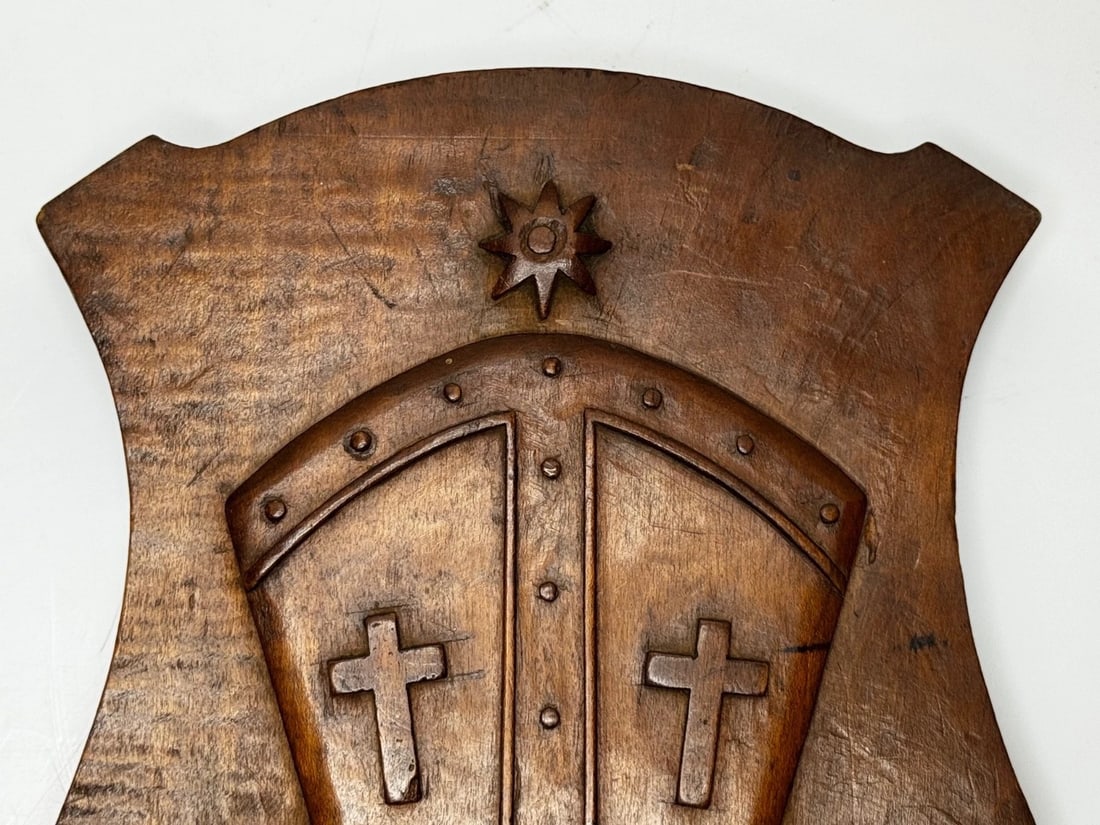 Arts & Crafts Revival Heraldic Carved Crest Rivington & Blackrod Grammar School - 8