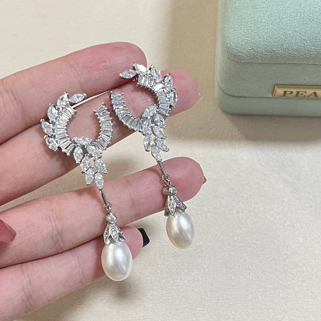 Natural High-Quality Freshwater Pearl Earrings - 2