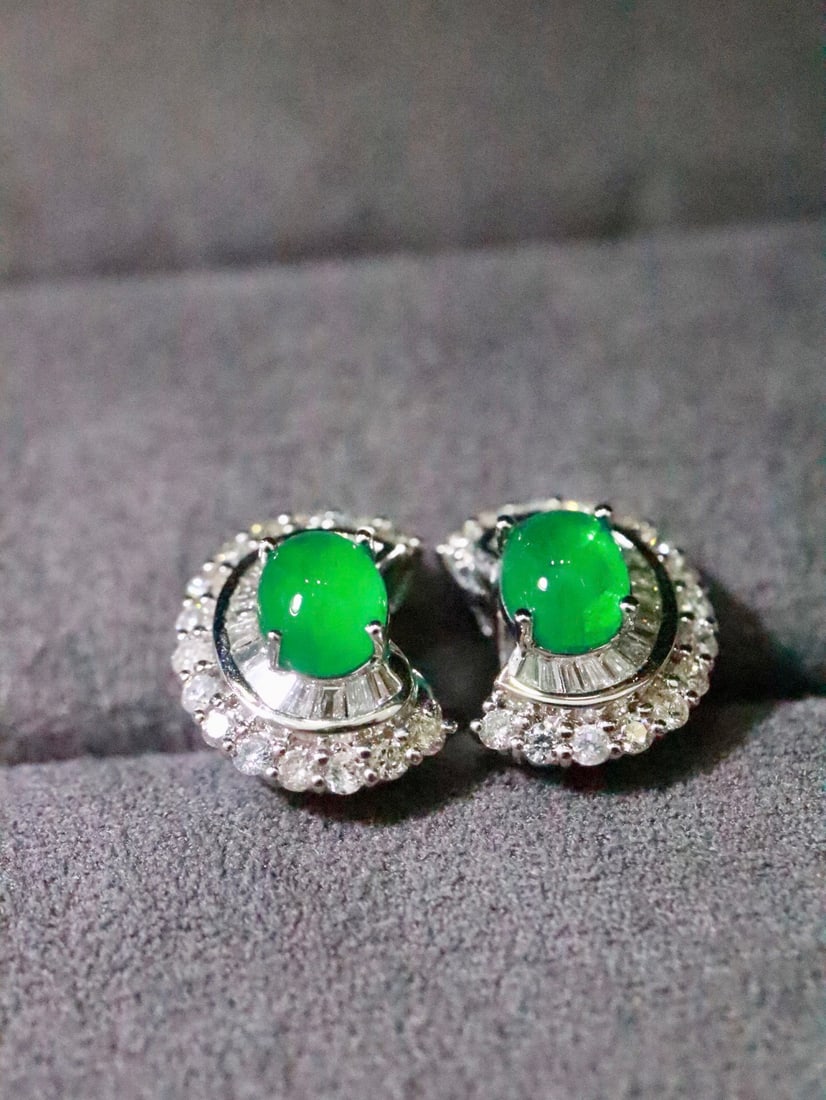 18K Gold Emerald Earrings - 2