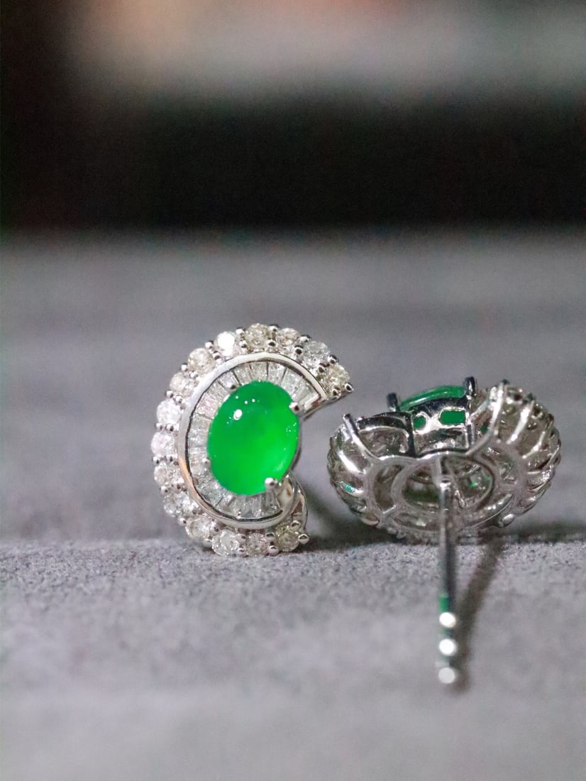 18K Gold Emerald Earrings - 5