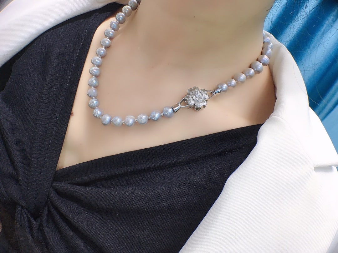 Gray Pearl Necklace - 4