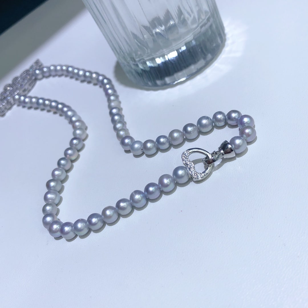 Gray Freshwater Pearl Necklace - 5