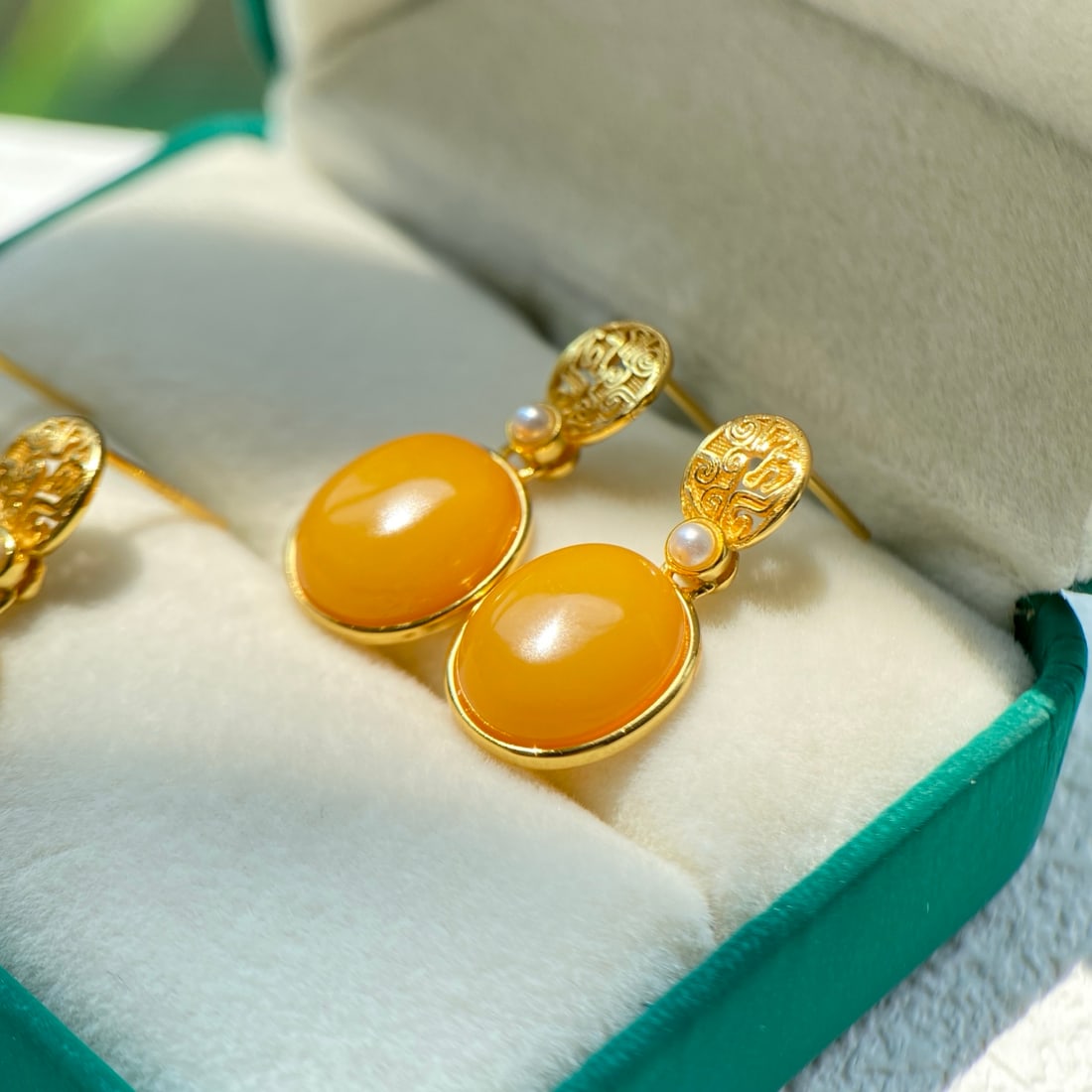 S925 Silver Natural Old Amber Earrings - 2