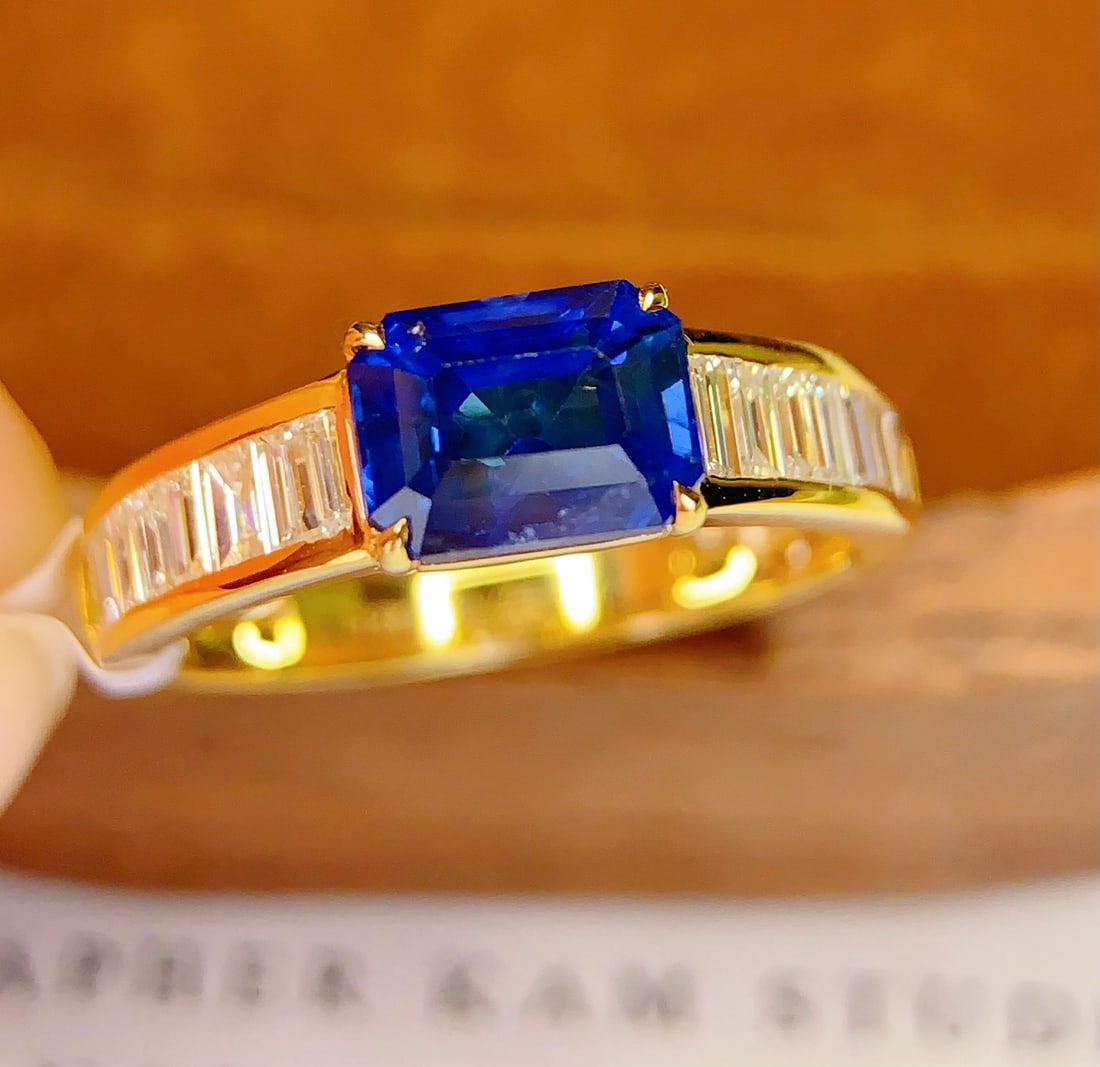 18K Gold Natural Sapphire Ring - 3