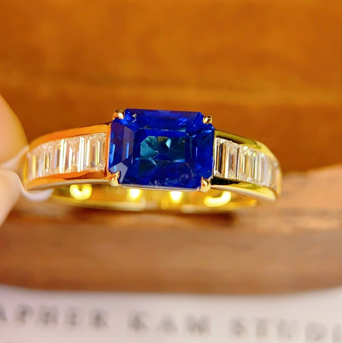 18K Gold Natural Sapphire Ring - 4