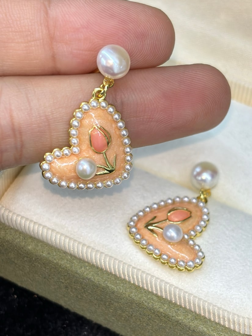 Pearl Pendant Earrings - 4