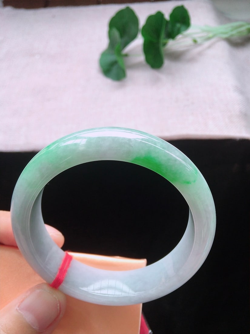 Floating Yang Green Jadeite Bracelet - 4