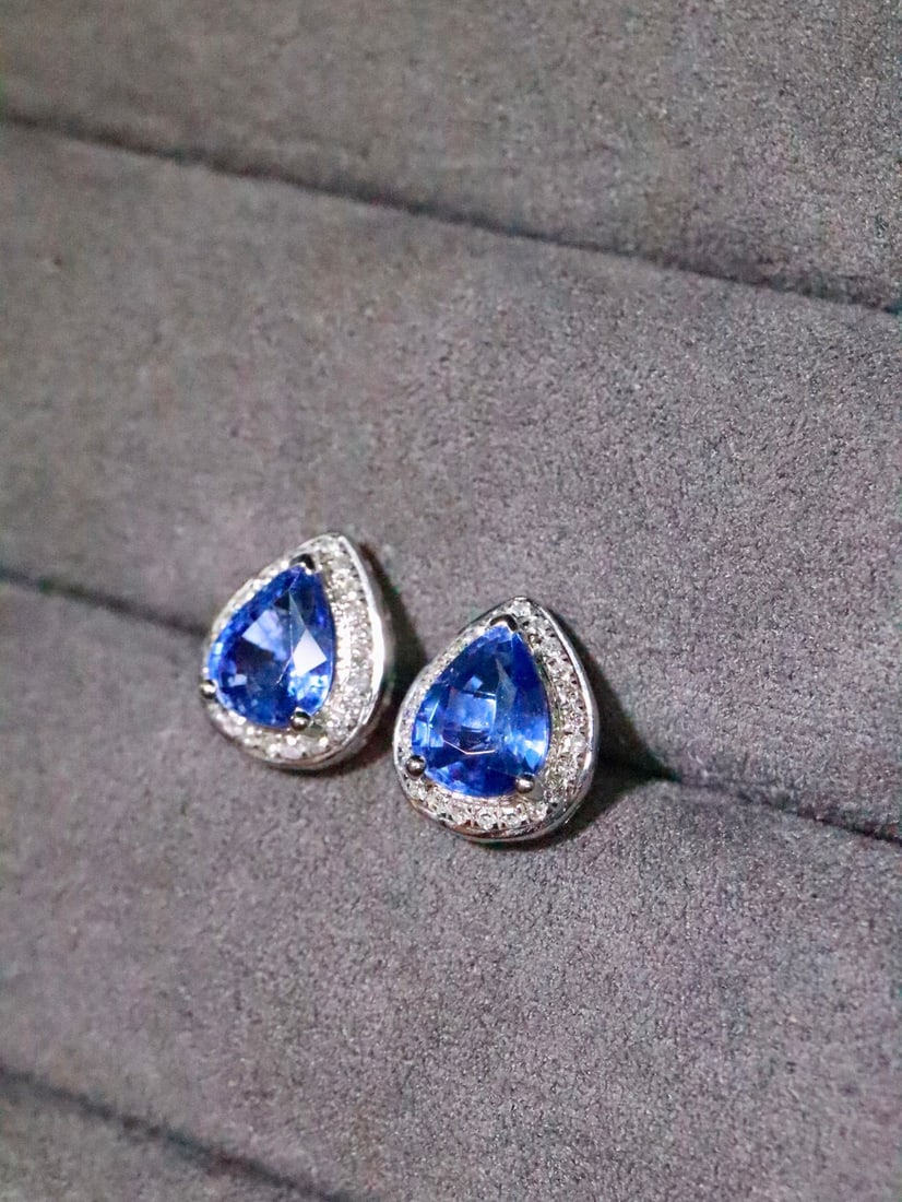 Platinum Natural Sapphire Earrings - 4