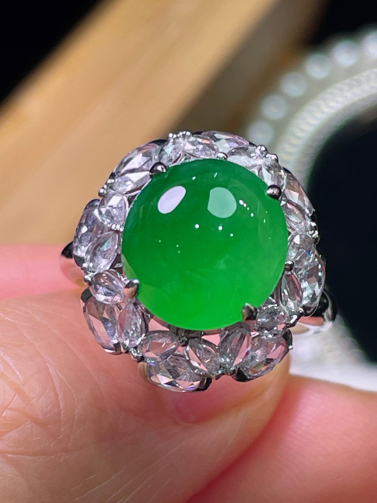 18K Gold Natural Jadete Ring - 3