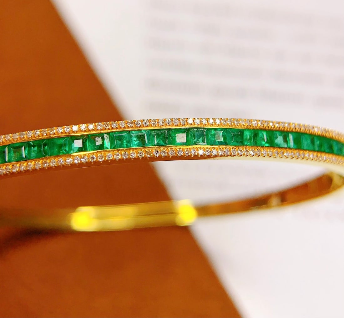 18K Gold Natural Emerald Bracelet - 2