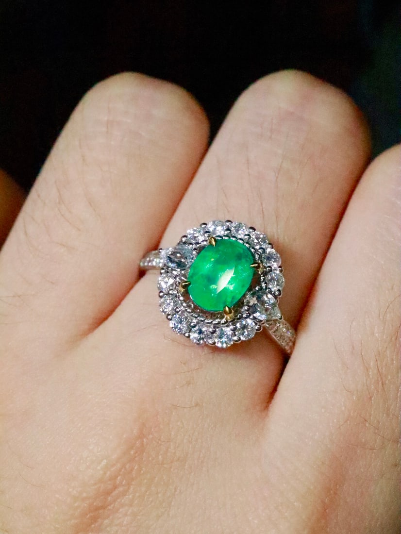 18K Gold Natural Emerald Ring - 5
