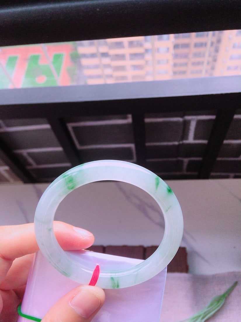 Ice Floating Flower Jadeite Round Bangle - 8