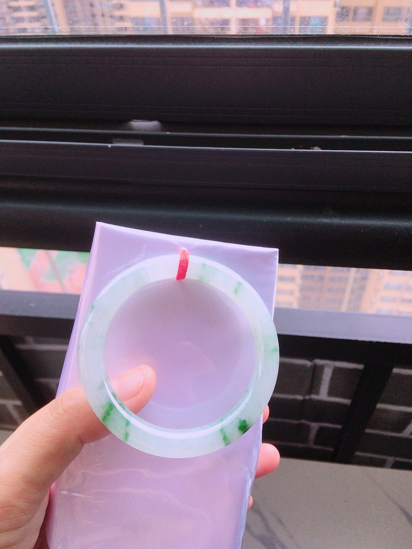 Ice Floating Flower Jadeite Round Bangle - 9