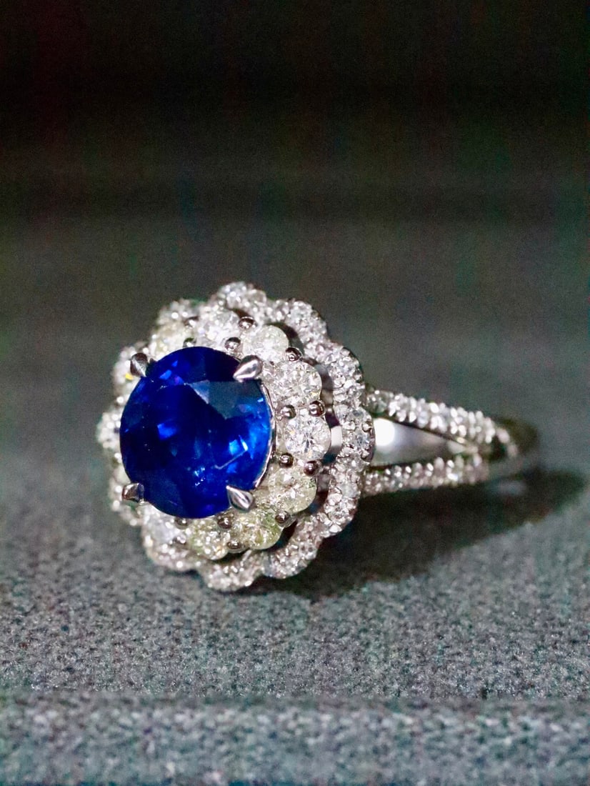 Platinum Natural Sapphire Ring - 2