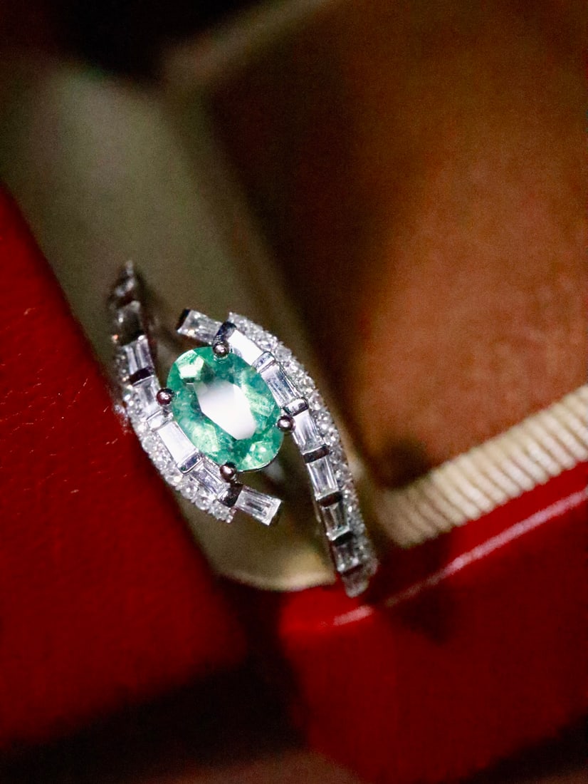 18K Gold Natural Paraiba Ring - 4