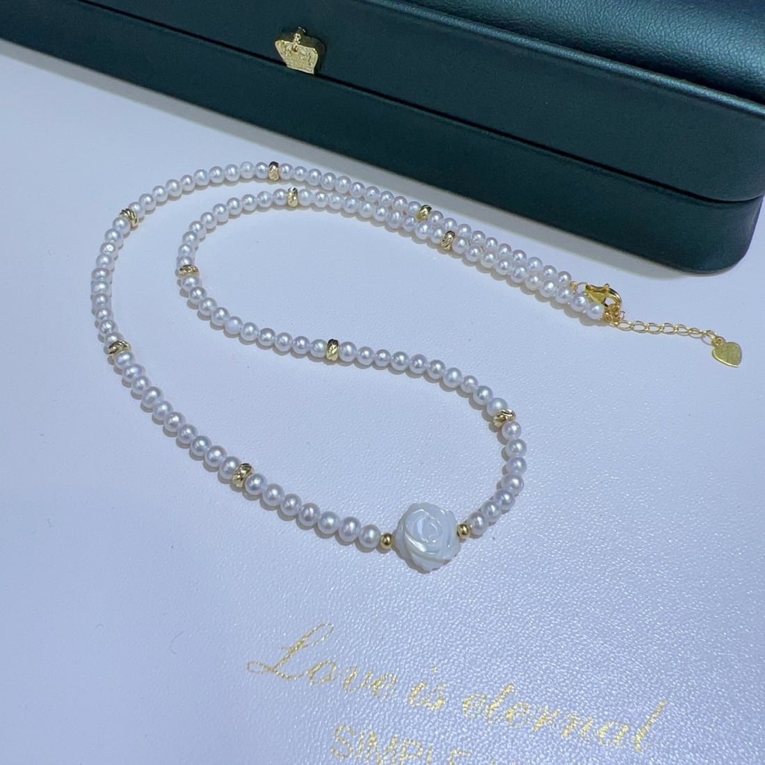 Mother-of-pearl necklace - 3