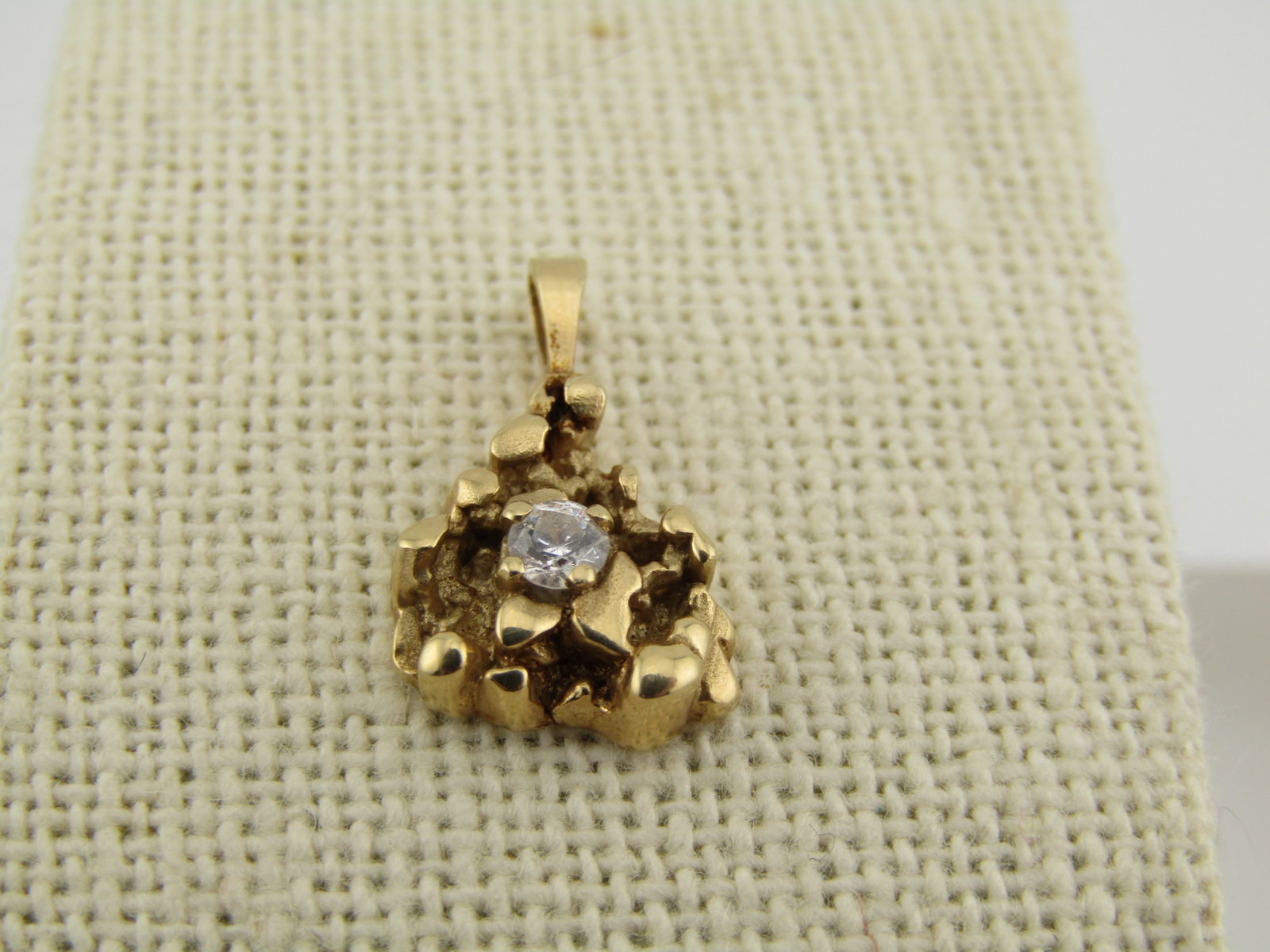 Vintage 14kt Nugget CZ Pendant. 1980's-1990's, 2.04 Grams - 3