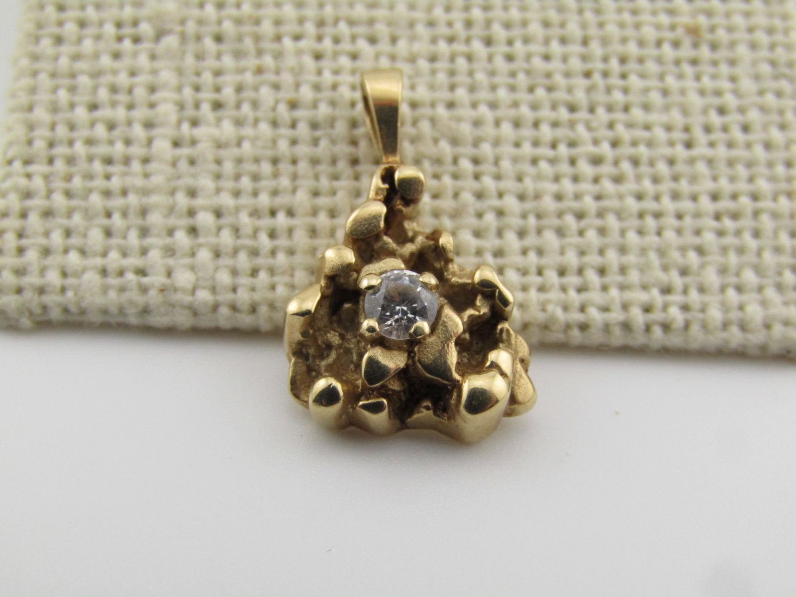 Vintage 14kt Nugget CZ Pendant. 1980's-1990's, 2.04 Grams - 6
