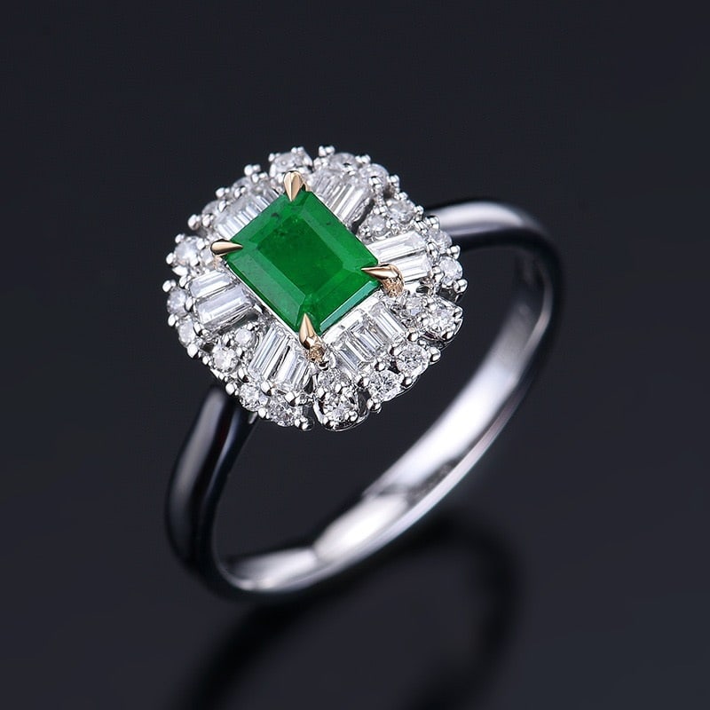 14K GOLD 0.91 CTW VIVID GREEN NATURAL EMERALD and DIAMOND RING - 4