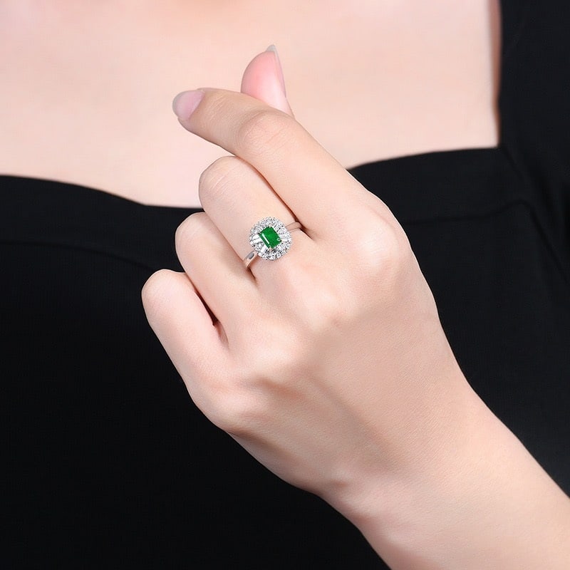 14K GOLD 0.91 CTW VIVID GREEN NATURAL EMERALD and DIAMOND RING - 6