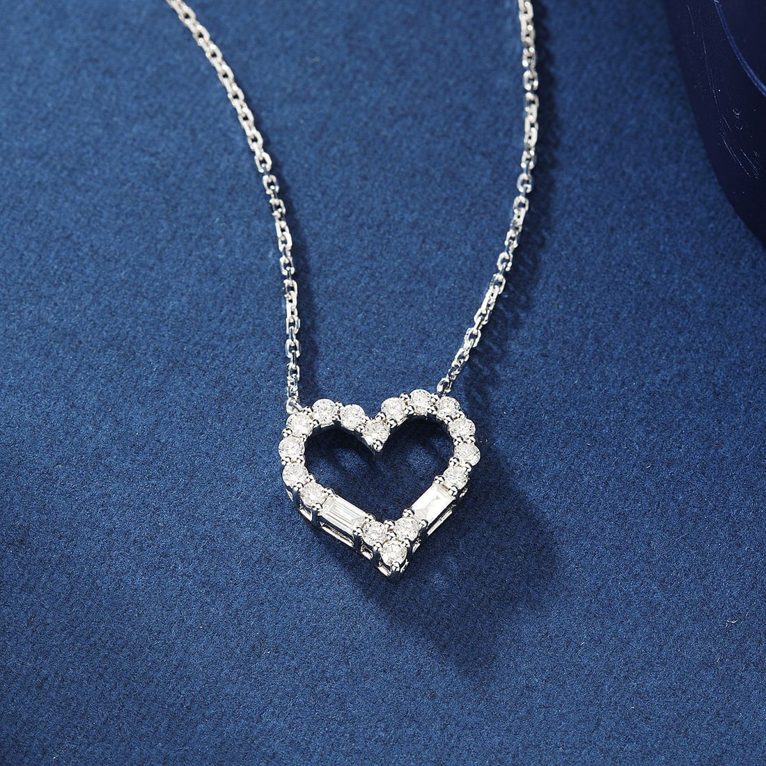 14K GOLD 0.21 CT NATURAL H DIAMOND NECKLACE (1 of 3)
