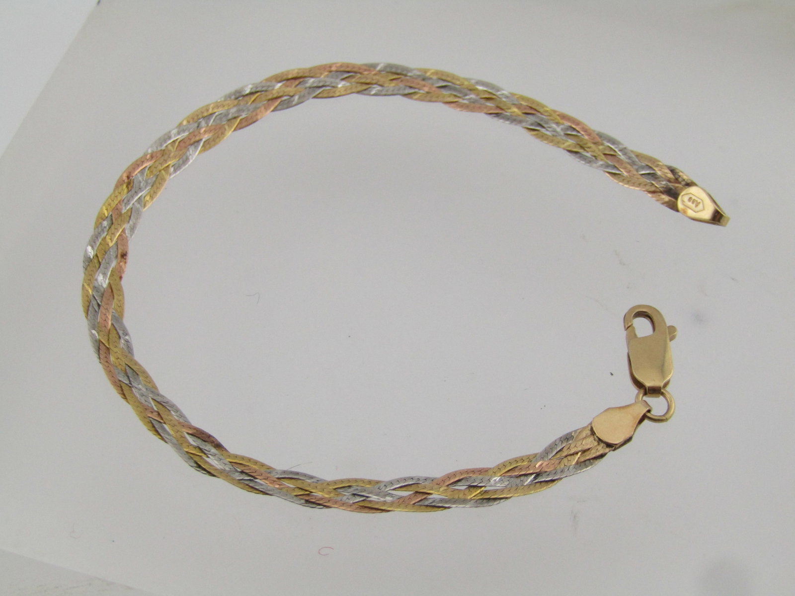 Vintage 14kt Tri Color Herringbone Bracelet . Triple Strand, 7", 1980's-1990's (1 of 6)