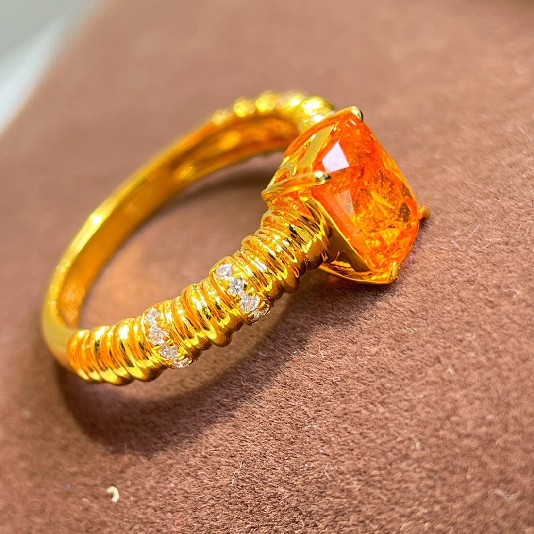 14K GOLD 2.13 CTW NATURAL PARTSCHINITE and DIAMOND RING - 4