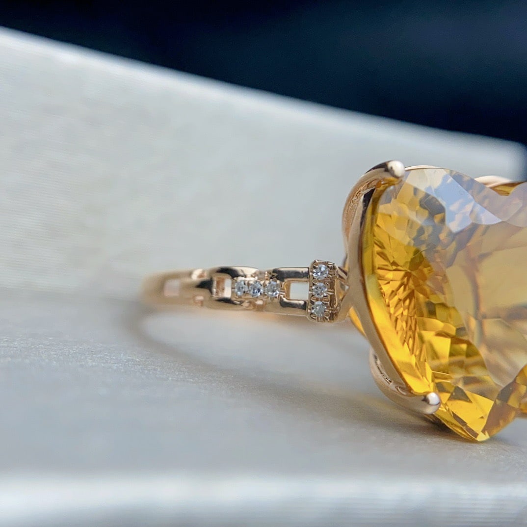 14K GOLD 7.02 CT NATURAL CITRINE and DIAMOND RING - 2