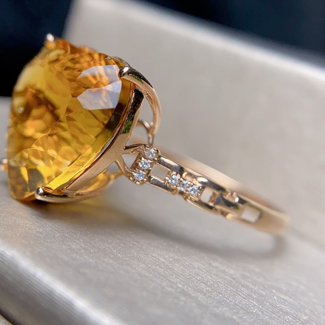 14K GOLD 7.02 CT NATURAL CITRINE and DIAMOND RING - 4