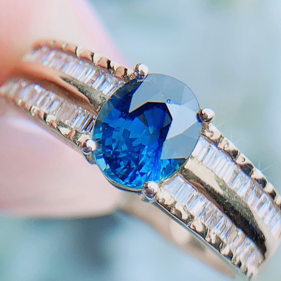 14K GOLD 1.21 CTW NATURAL SAPPHIRE and DIAMOND RING - 3