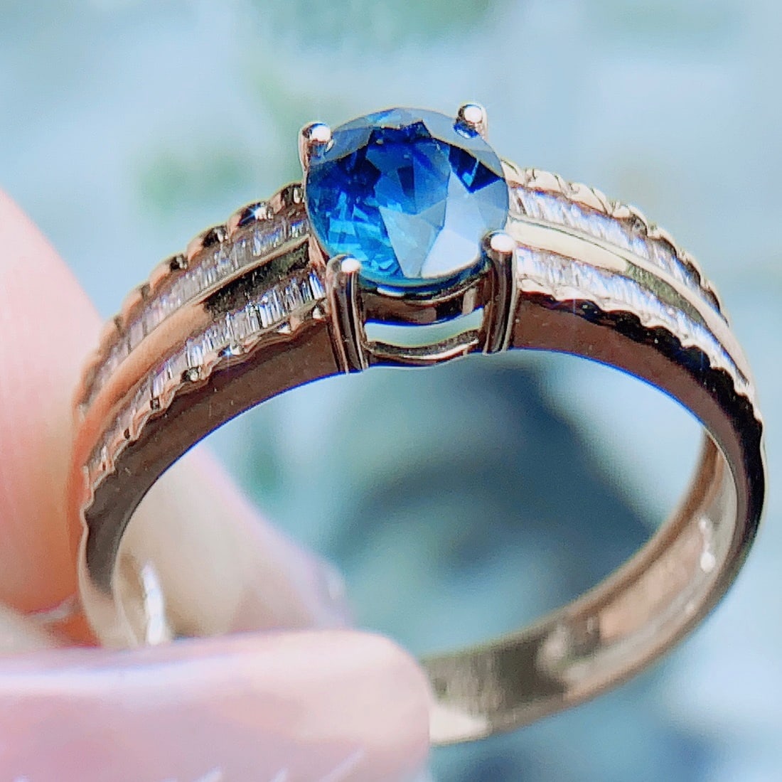 14K GOLD 1.21 CTW NATURAL SAPPHIRE and DIAMOND RING - 5