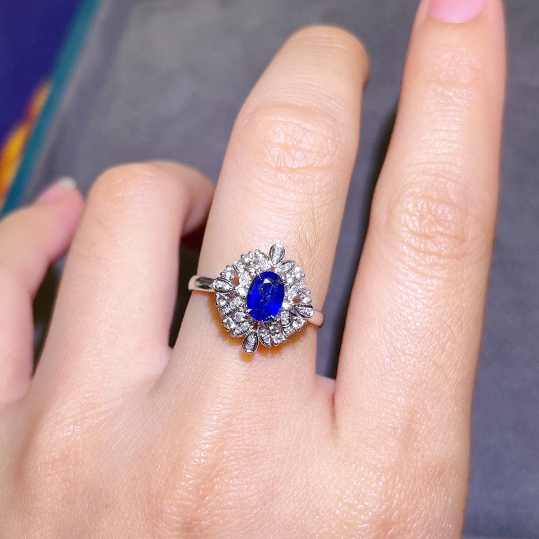 14K GOLD 0.75 CTW VIVID BLUE NATURAL SAPPHIRE and DIAMOND RING - 4