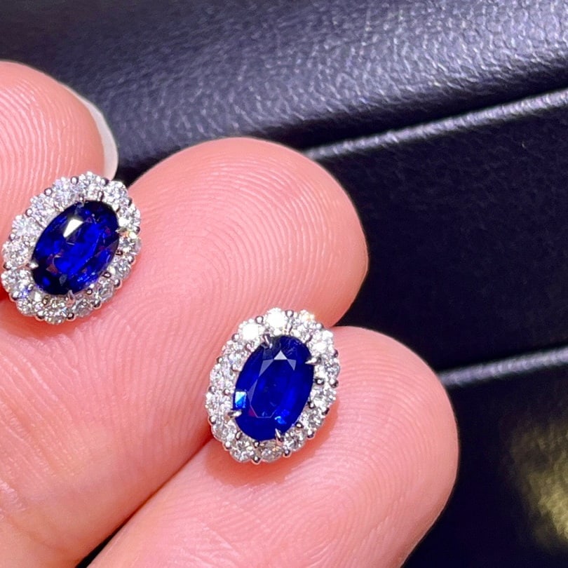 14K GOLD 1.32 CTW NATURAL SAPPHIRE and DIAMOND EARRINGS - 2