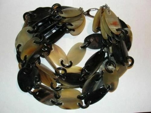 Horn of Plenty Torsade Necklace Alberto Juan - 4