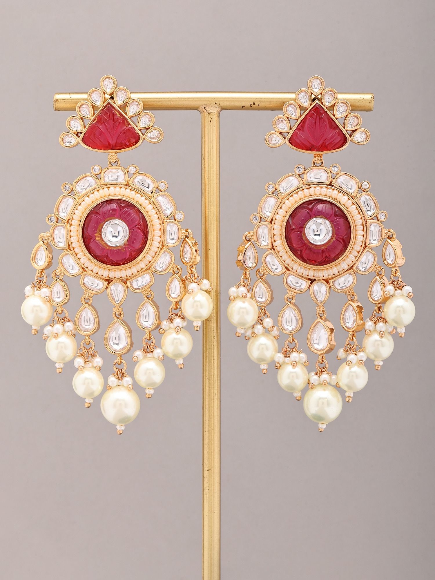 Floral Design Kundan Stone Studded Pearl Drop Earrings: Title:Floral Design Kundan Stone Studded Pearl Drop Earrings Reference:itemcode : JA0746 Reserve: $81.00 Shipping: Domestic: Shipping rates are determined by destination International: Foreign