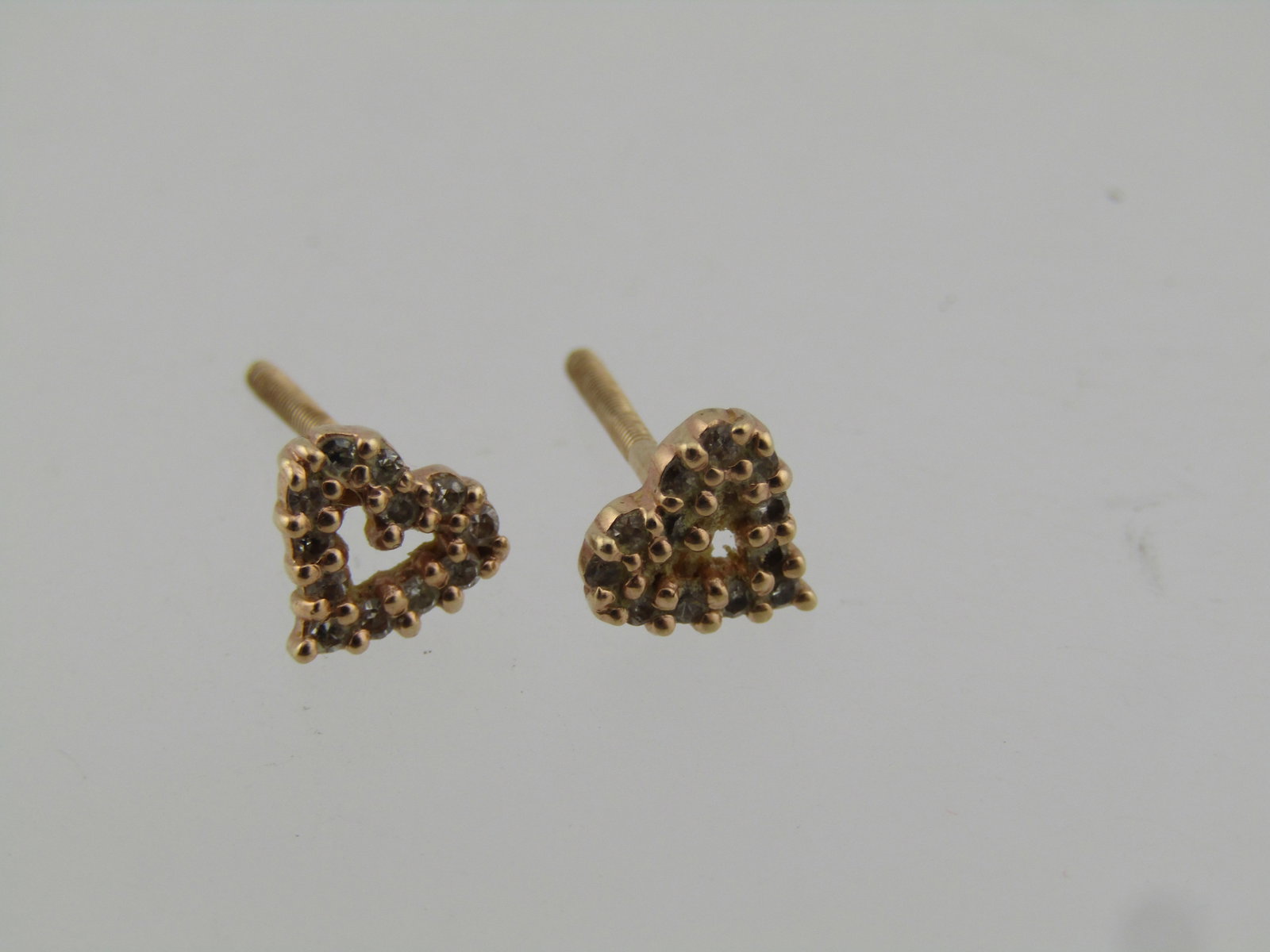 Vintage 14kt Diamond Heart Earrings, Pierced, Missing Clutches, 1970's-1980's - 5