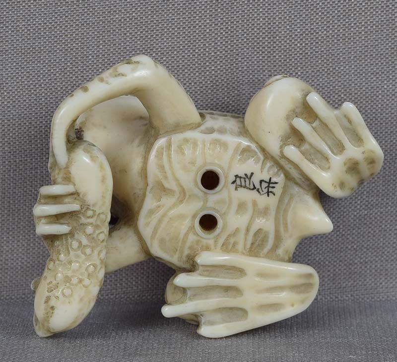 Netsuke KAPPA with cucumber by RYOSHU - 5