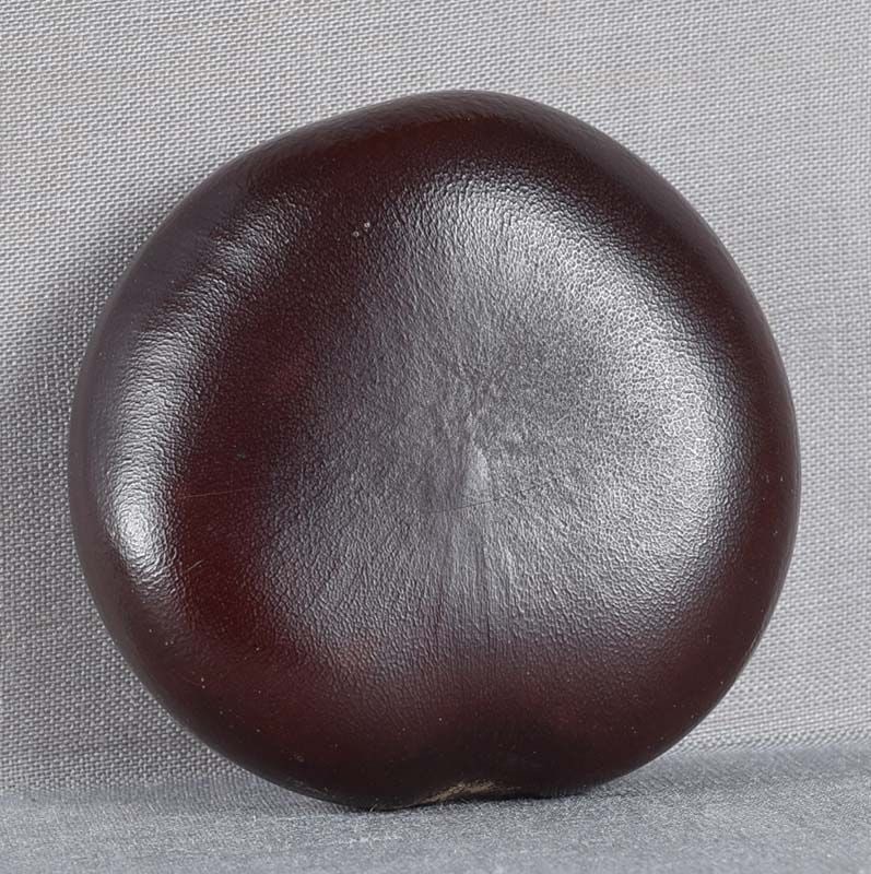 1900s Chinese scholar SEED fingering piece: Late Qing Dynasty (1900s-1910s) Chinese fingering piece in a form of a good size natural seed. Excellent piece to use for meditation practice, richly colored surface, superb warm patina from years of