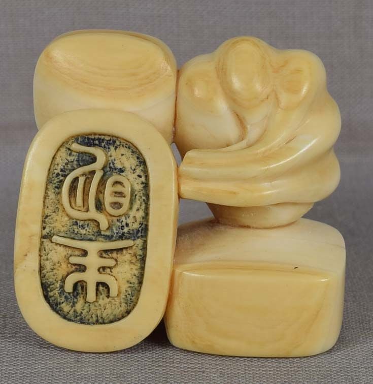 19c netsuke GROUP of SEALS - 3
