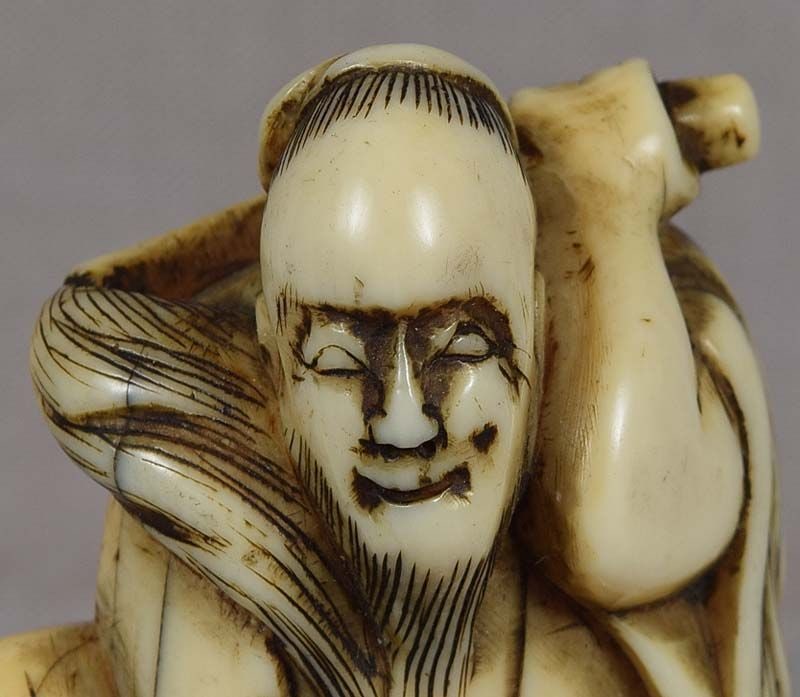 18c netsuke SENNIN CHOCHU with fly whisk - 6