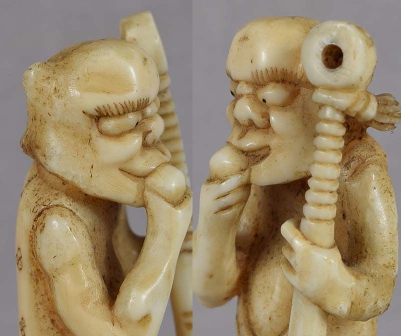 Early 19c marine netsuke ONI with club & PUPPY - 2