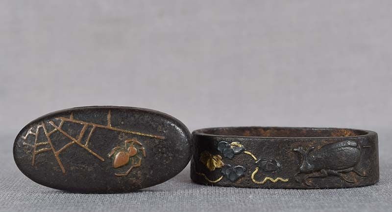 19c Japanese sword FUCHI KASHIRA SPIDER & BEETLE (1 of 6)