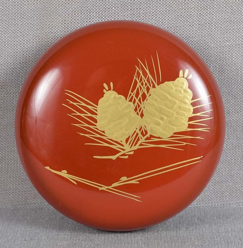 Taisho period Japanese lacquer tea ceremony KOGO pine cones - 2