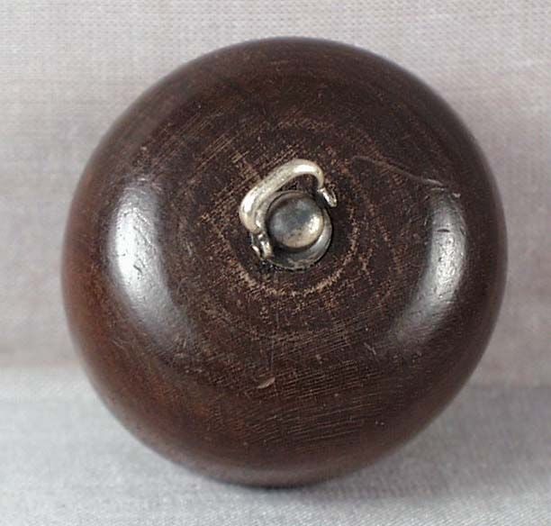 19c netsuke SCHOLARS in garden - 2